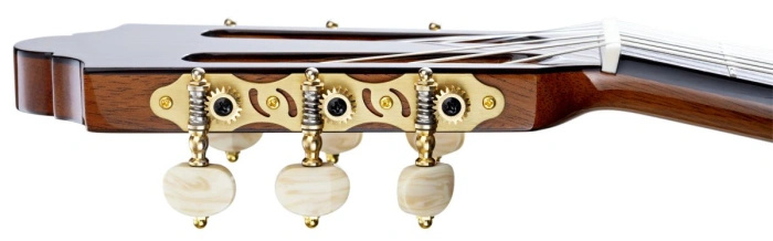 Gitara elektroklasyczna 4/4 DUKE Konzert F Cut Air