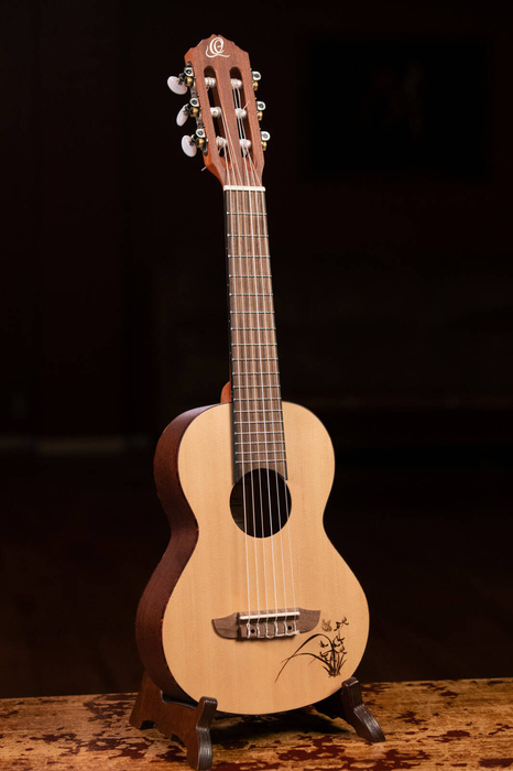 Guitarlele Ortega RGL5