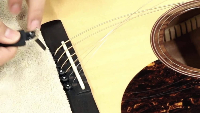 Przyrząd do wyjmowania kołków gitarowych Ibanez IPP10