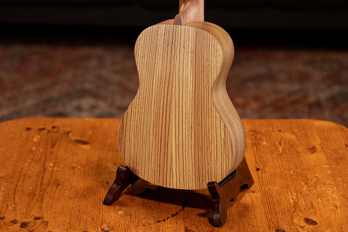 Ukulele koncertowe Ortega RFU11Z-L Zebrawood Natural dla leworęcznych z pokrowcem