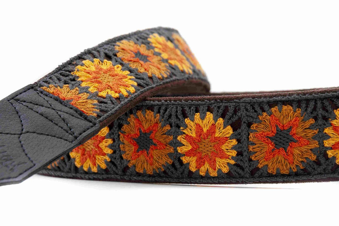 Pas do gitary RightOn Standard Plus Crochet brązowy
