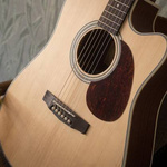 Zestaw gitara elektroakustyczna Cort MR500E OP z pokrowcem