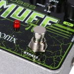 Deluxe Bass Big Muff Pi Electro Harmonix efekt basowy Fuzz Distortion
