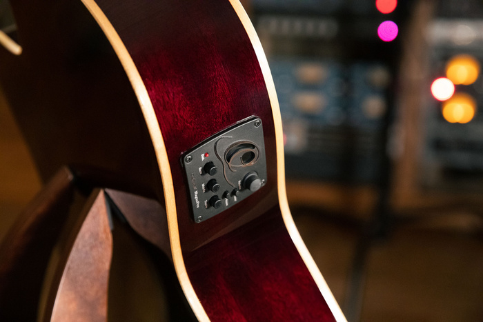 Gitara elektroklasyczna Ortega RCE138-T4STR bordowa 4/4 z pokrowcem