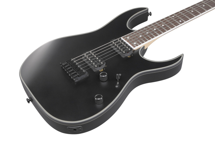 Zestaw gitara elektryczna Ibanez RG421EX-BKF z combo Ibanez IBZ10GV2 10W z akcesoriami