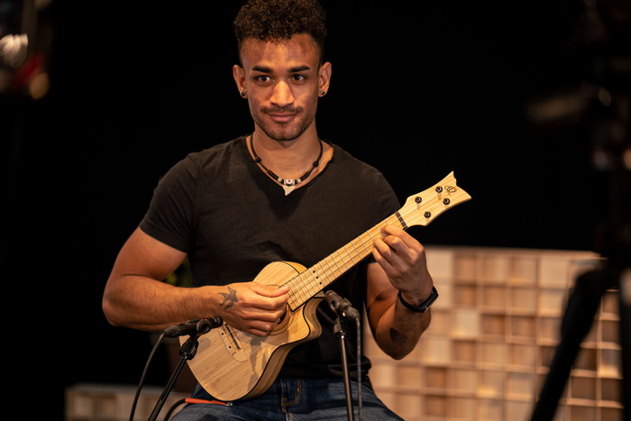 Ukulele koncertowe elektroakustyczne Ortega RUNAB-CC Bamboo lity bambus + pokrowiec