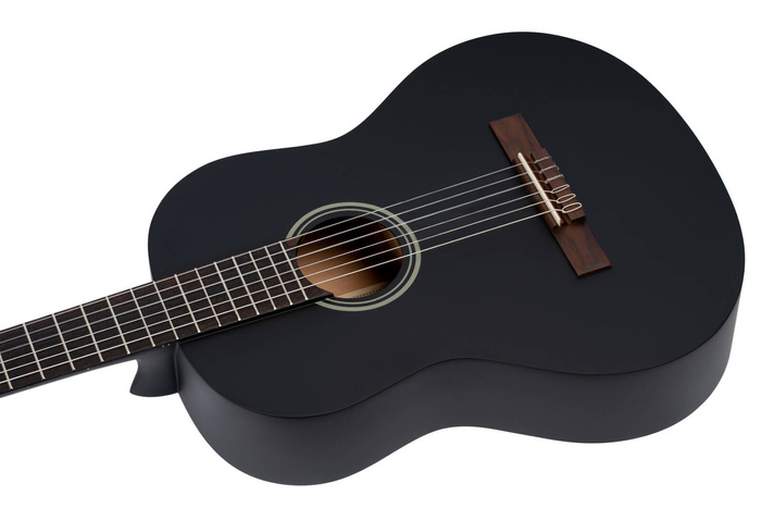 Zestaw gitara klasyczna 4/4 Ortega RST5MBK czarna z pokrowcem