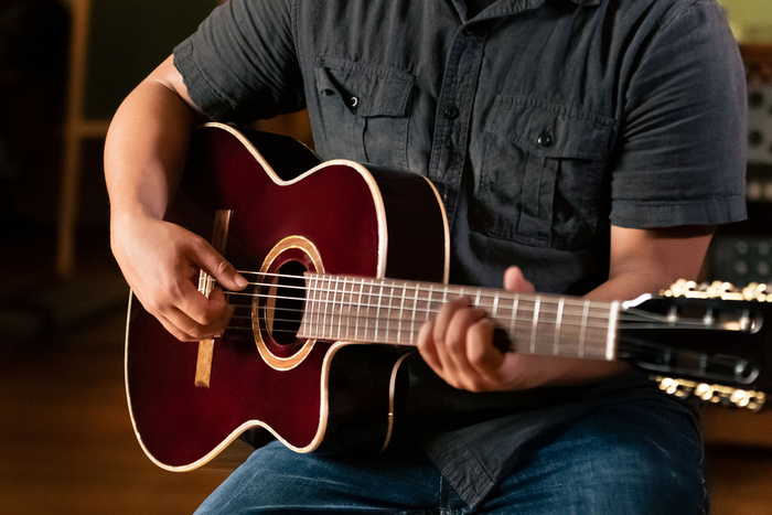 Gitara elektroklasyczna Ortega RCE138-T4STR bordowa 4/4 z pokrowcem