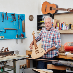 Regulacja gitary elektrycznej z mostkiem tremolo | regulacja gitary elektrycznej z mostkiem bigsby | przygotowanie gitary elektrycznej do gry | setup gitary