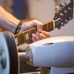 Regulacja gitary elektrycznej  | przygotowanie gitary elektrycznej do gry | setup gitary elektrycznej z mostkiem stałym