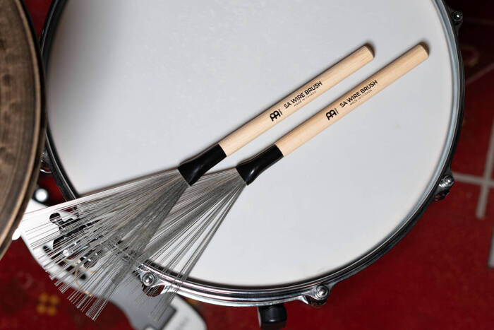 Miotełki perkusyjne Meinl SB310 5A Fixed Wire Brush