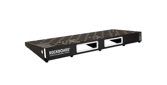 RockBoard QUAD 4.3, Pedalboard 828 mm szerokości z torbą